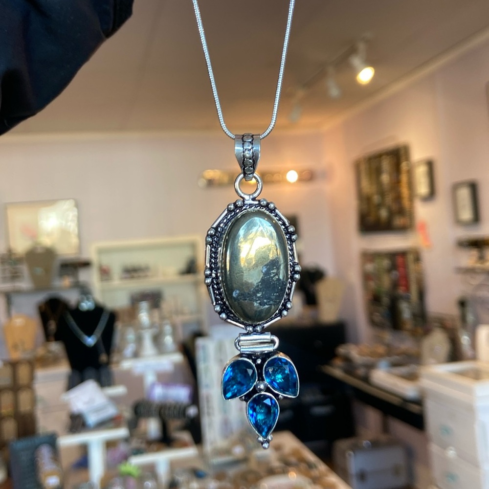 Brand new! Stamped 925 Serling Silver Pyrite & Apatite Necklace
